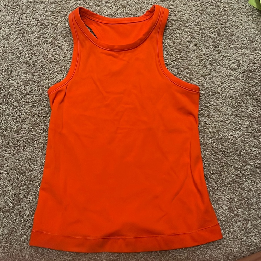 Lululemon tank top